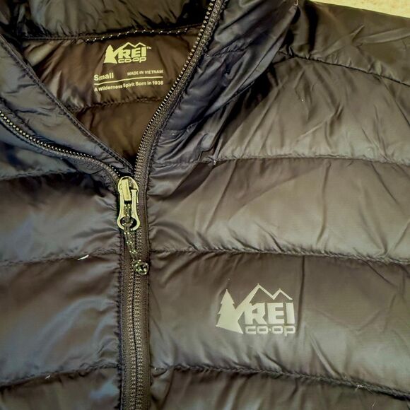 REI Black Down 650 fill Puffer Jacket Women’s M Packable Lightweight Winter Coat - Picture 4 of 7